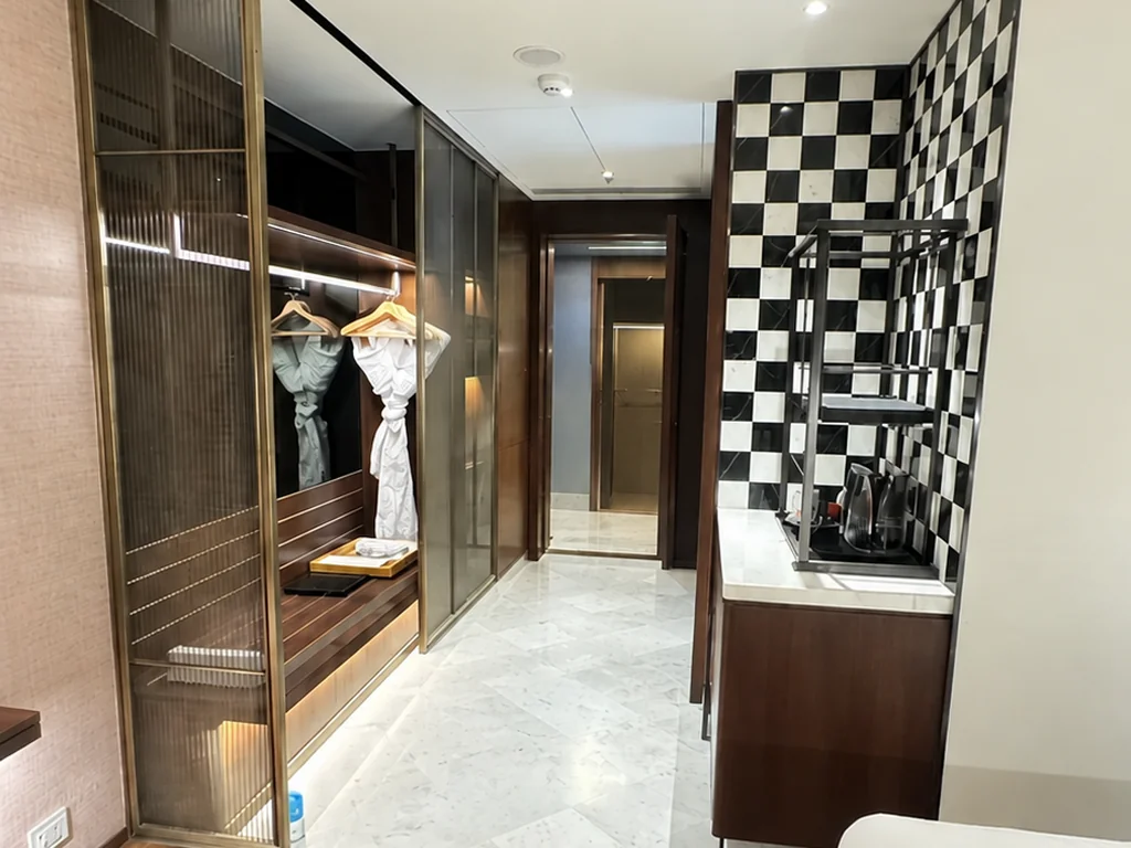 Hyatt Centric @ Ahmedabad — view 7